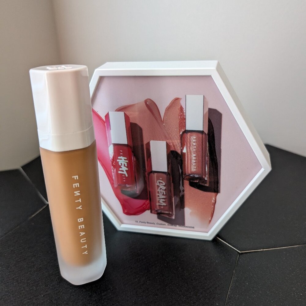 NWT Fenty Beauty Soft 'Lit Naturally Luminous Hydrating Longwear Foundation #385